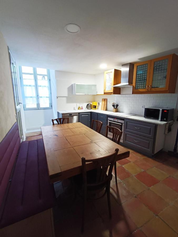 La Maison De La Traverse Saint-Guilhem-le-Desert Dış mekan fotoğraf