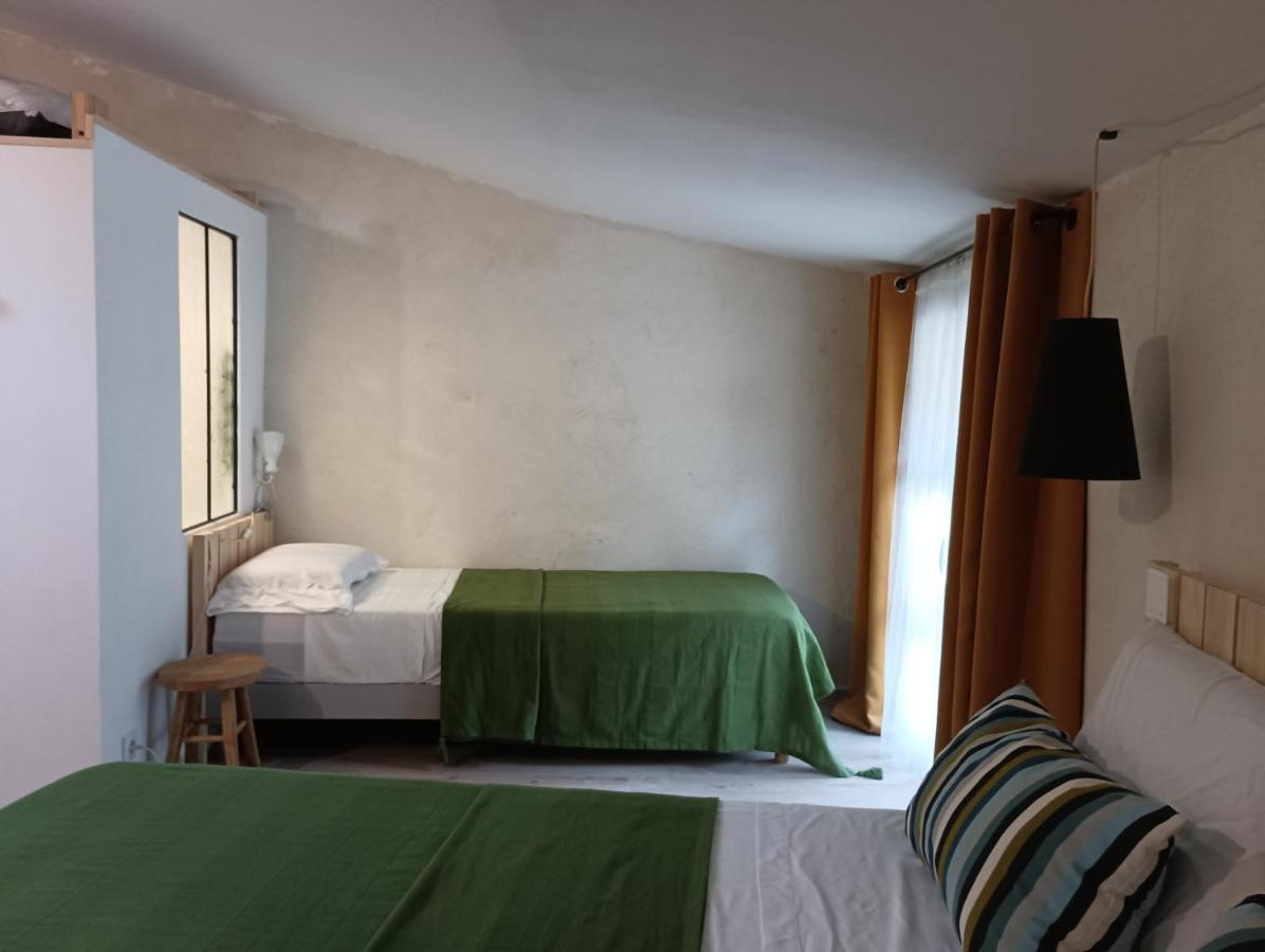 La Maison De La Traverse Saint-Guilhem-le-Desert Dış mekan fotoğraf